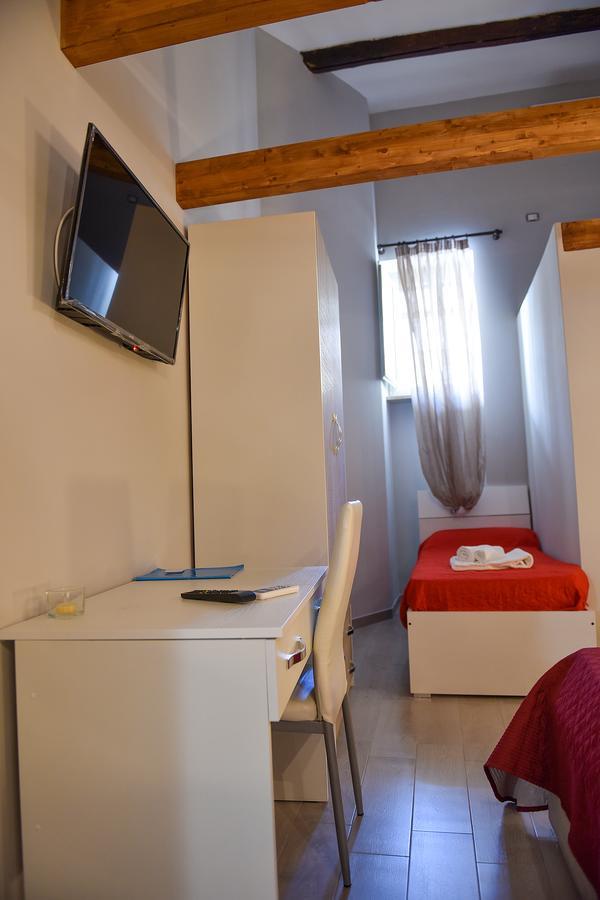 Bed and Breakfast Famigi à Naples Extérieur photo